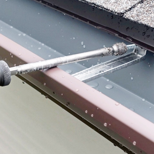 Gutter Cleaning SQUARE